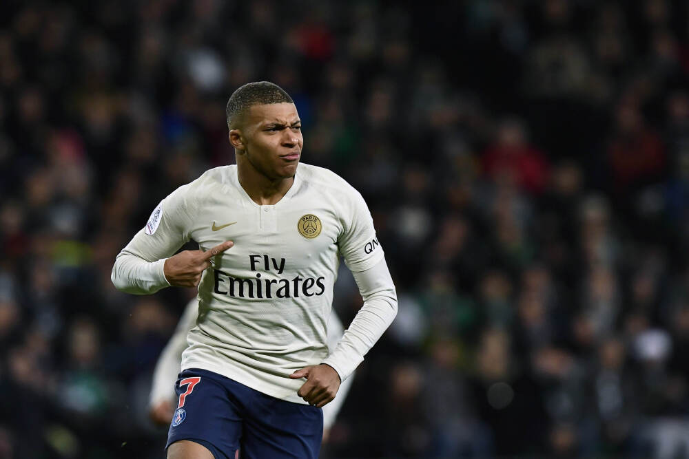 像重视制造业一样重视服务业